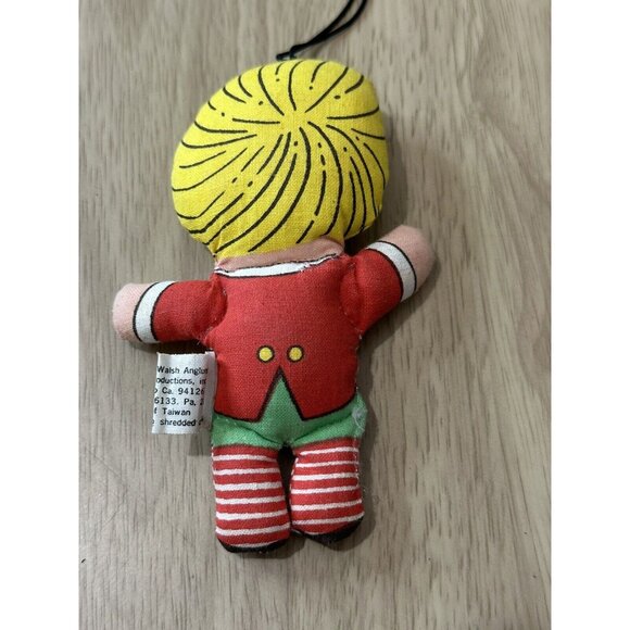 Vintage 1977 Joan Walsh Anglund, Yellow Haired Stuffed Cloth Christmas Ornament - Picture 4 of 5